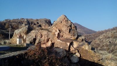 Лесновксият купол и кратерът