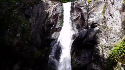 Водопад &#8222;Честненско усое&#8220;